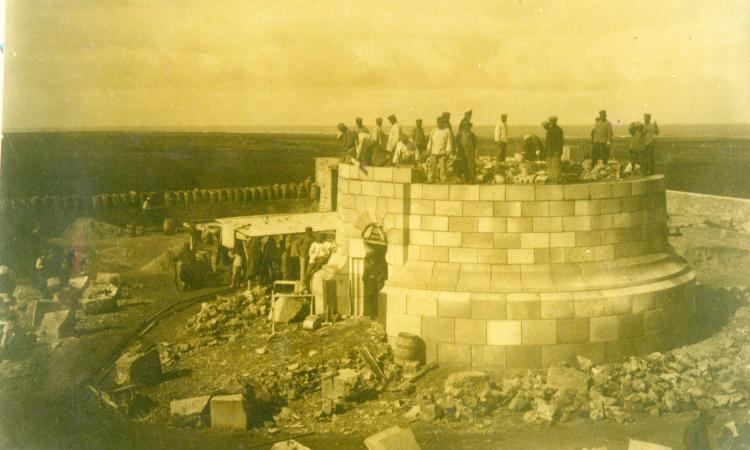 Edification du Phare de Sid bouafi